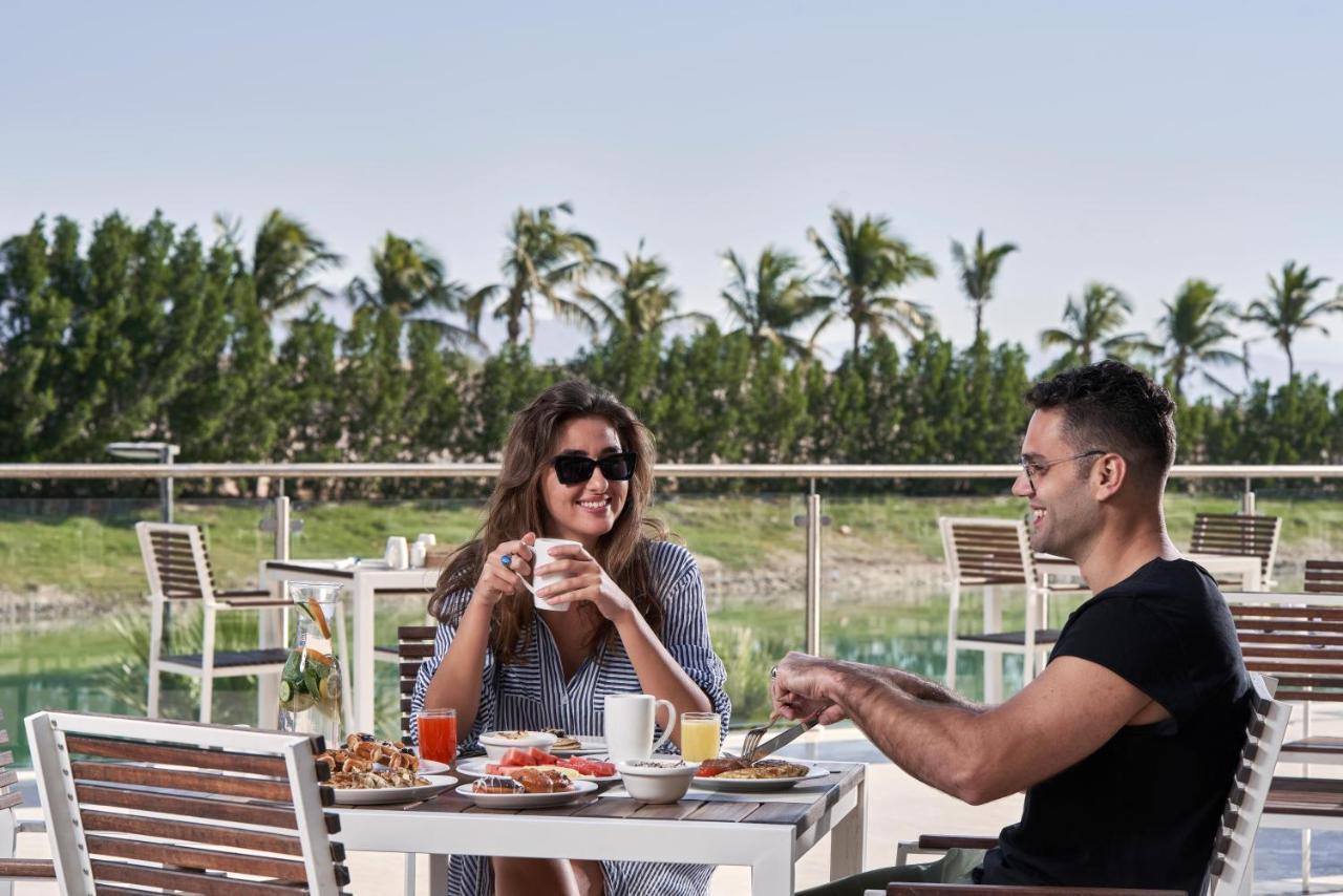 Fanar Hotel & Residences Салала Экстерьер фото The Beach Club